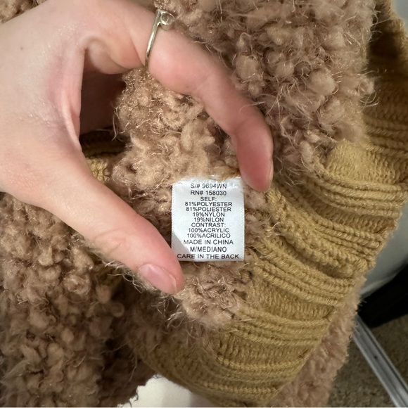 Fuzzy Zip-Up Jacket - Picture 7 of 8